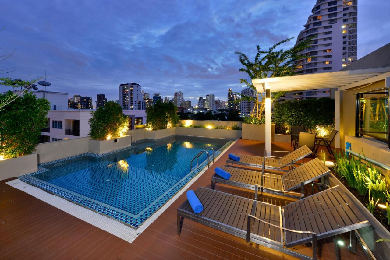 Ten Ekamai Residences Bangkok Bagian luar foto