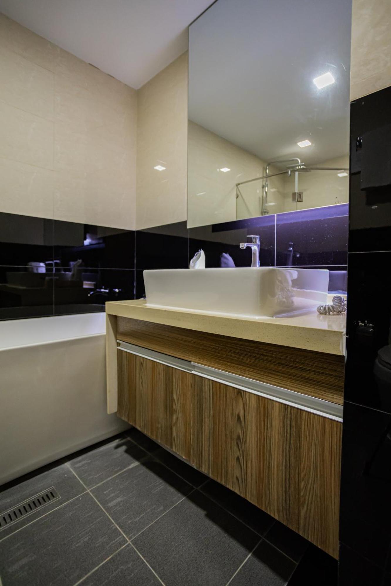Ten Ekamai Residences Bangkok Bagian luar foto